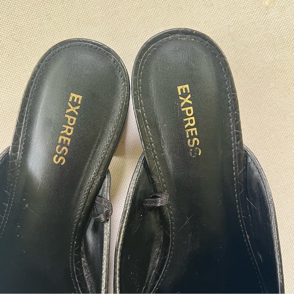 Express Black Crocodile Pattern Mules Loafers Size 7 - Picture 3 of 5